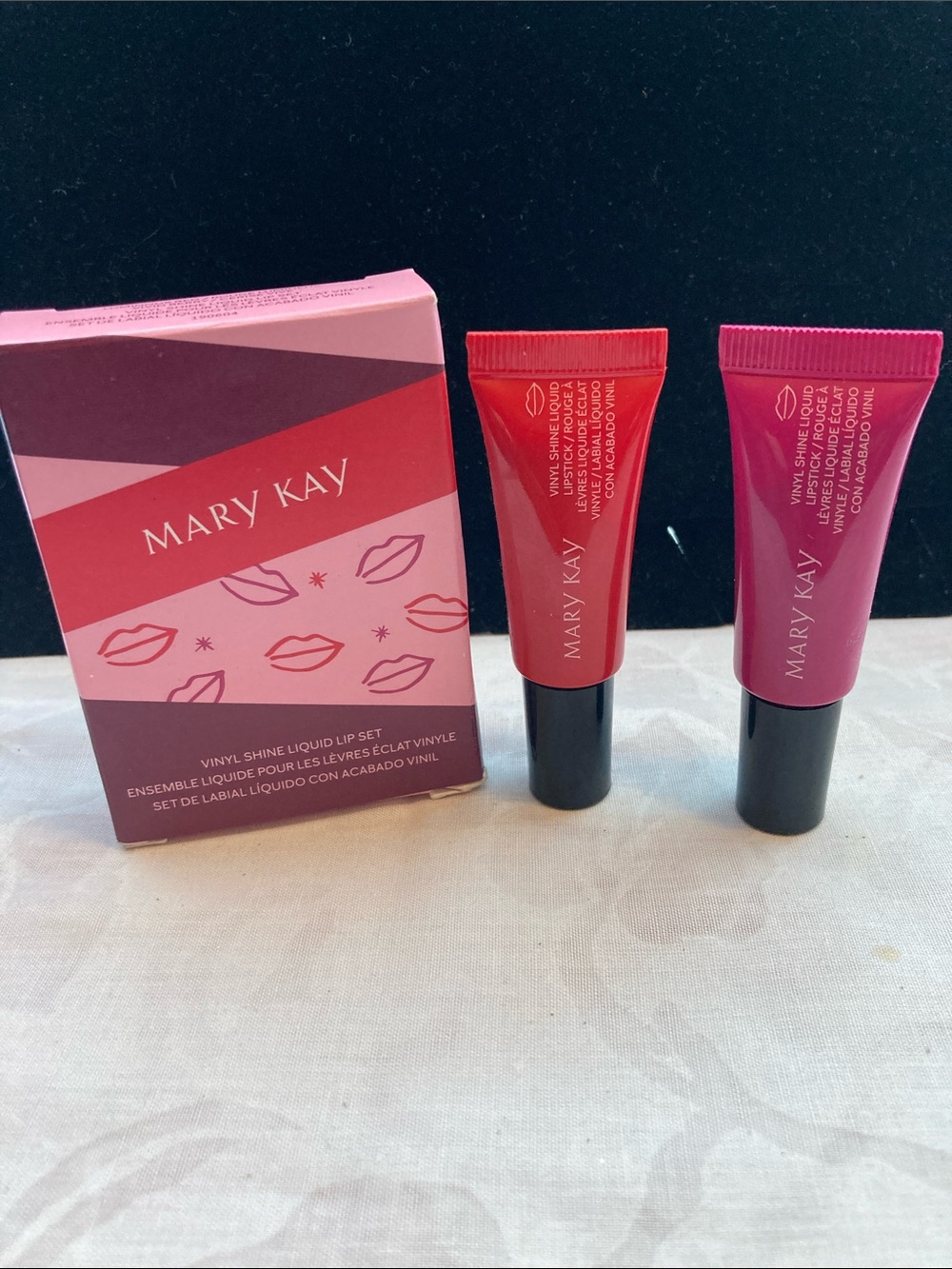 Mary Kay Vinyl Shine Liquid Lip Duo - Red & Pink